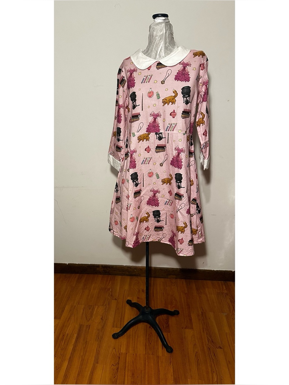Harry Potter x Cakeworthy Hermione Granger Pink Novelty Dress with White Collar